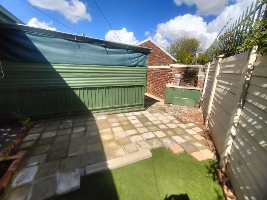 2 Bedroom Property for Sale in Uitsig Free State